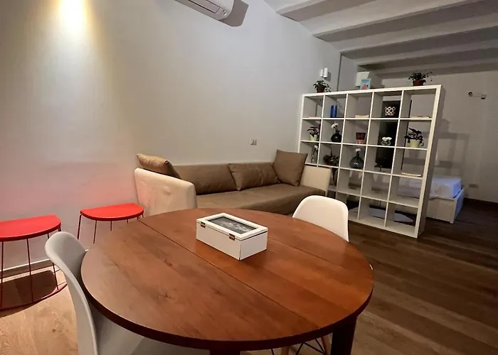 Pola\'S House